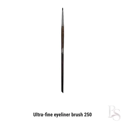 Quick Fix Ultra-Fine Eyeliner Brush 250