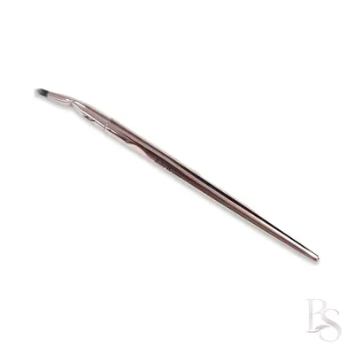Ruby Beauty Bent Eyeliner Brush 019