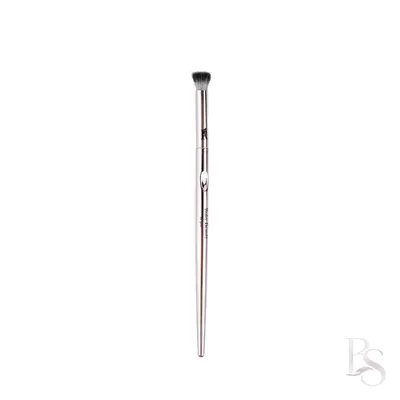 Ruby Beauty Small Concealer Brush 011