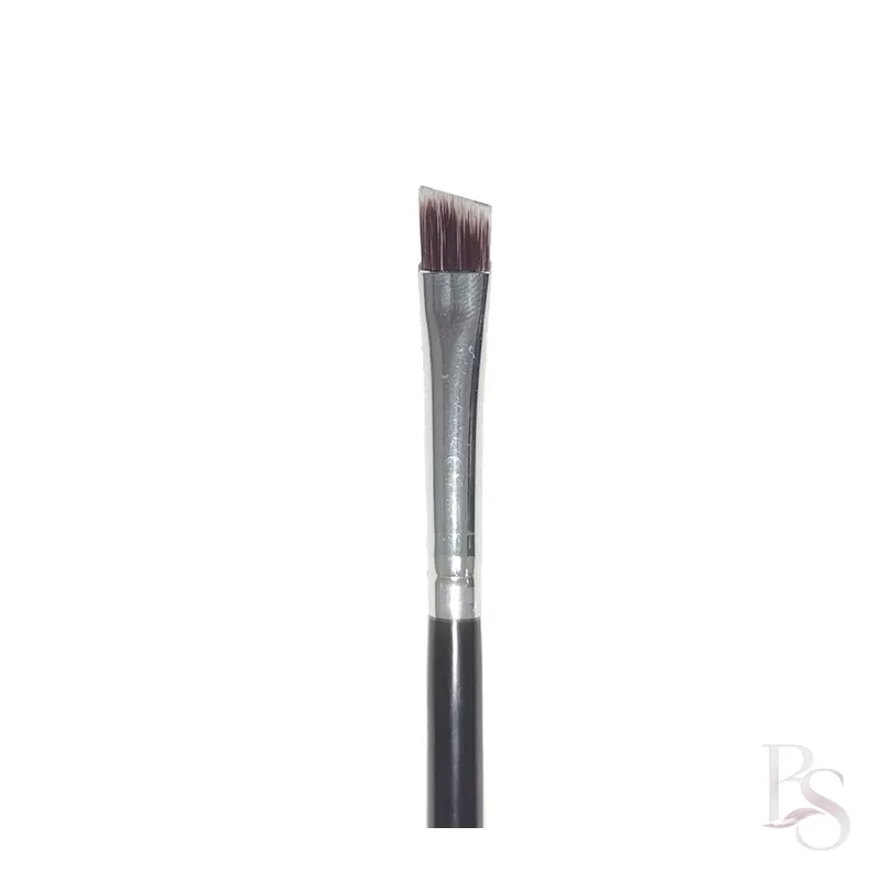 Ruby Face Angled Eyeliner Brush