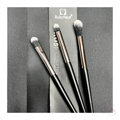 Ruby Face Brush Set of 3 – Eyes