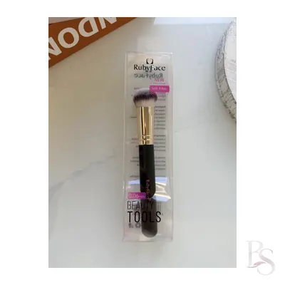 Ruby Face Round Brush